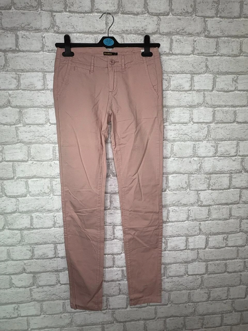 Chinos rose Bizzbee 34